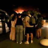 Près de 3000 touristes et 2000 habitants ont été évacués de la région de Ierapetra, dans le sud-est de la Crète. KEYSTONE/EPA/NIKOS CHALKIADAKIS